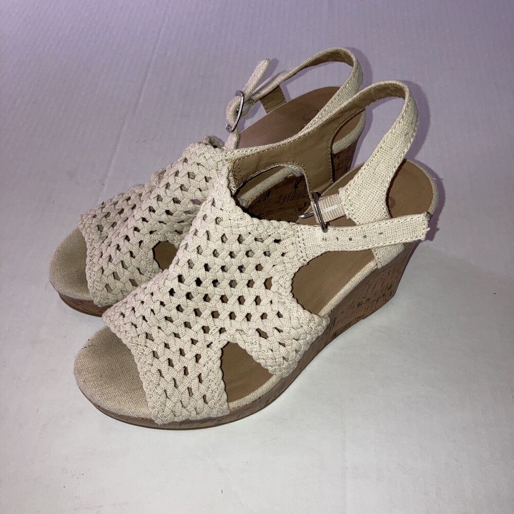 SO Women's Taffy Wedge Buckle Sandals Natural Size:7